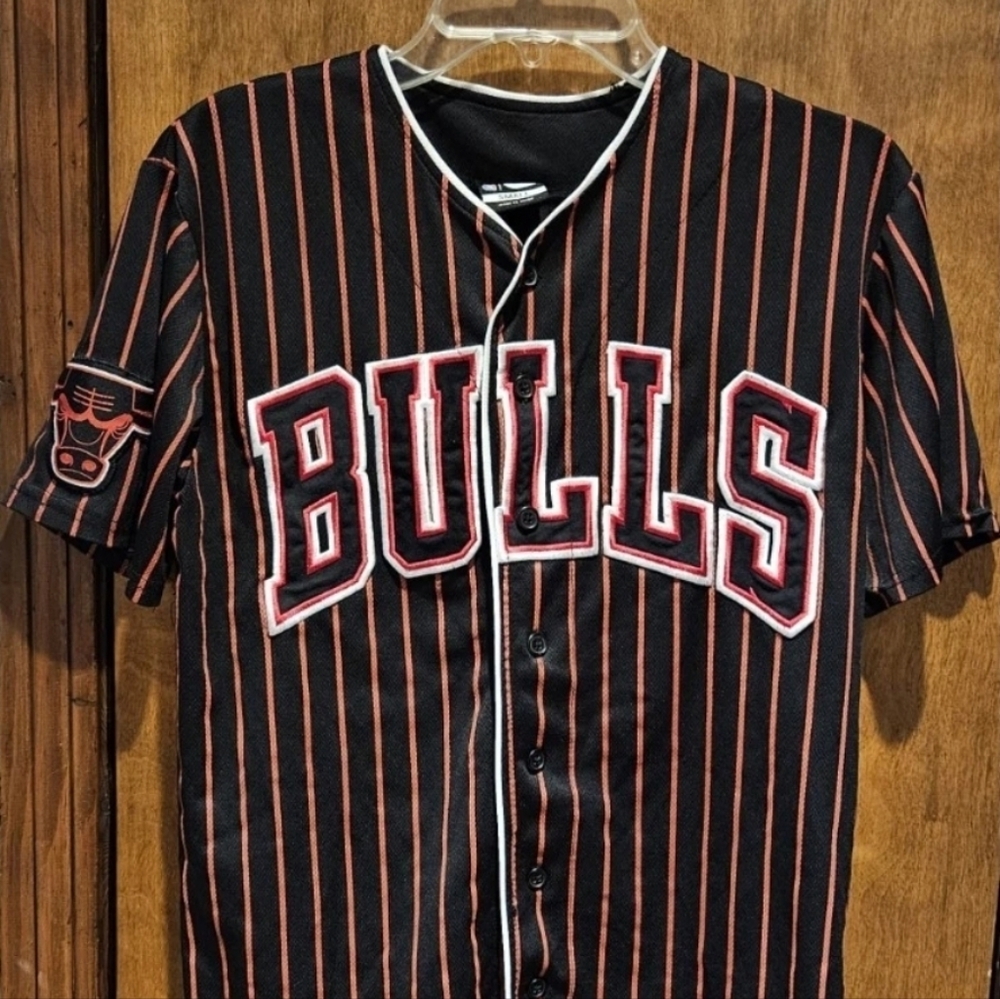 Vintage Starter Chicago Bulls Pin Stripe Jersey NBA Basketball Button Up Sz S